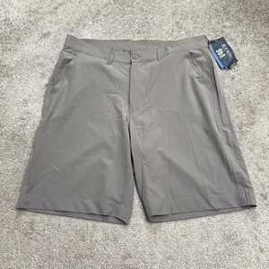 V46 Athlete Fit Golf Shorts Men 38 Gray Moisture Wicking Stretch Performance NWT